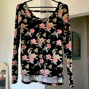 Women’s blouse